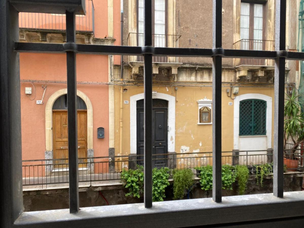 Apartment Alfonzetti-5 Min Walk To Central Train And Bus Station Catania Eksteriør billede