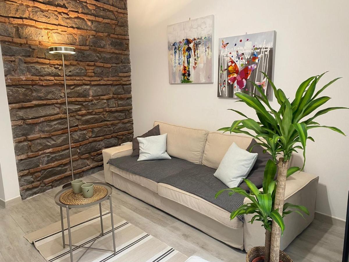 Apartment Alfonzetti-5 Min Walk To Central Train And Bus Station Catania Eksteriør billede