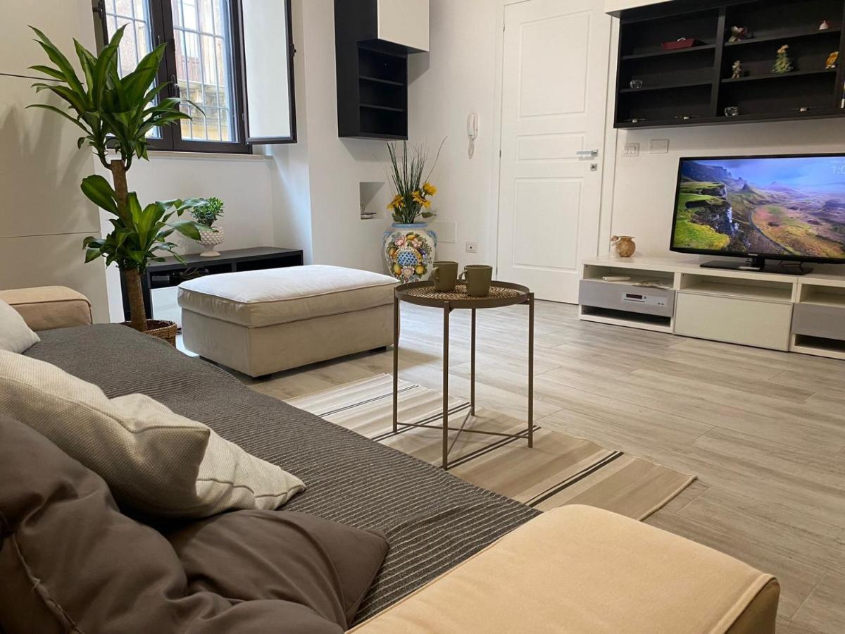Apartment Alfonzetti-5 Min Walk To Central Train And Bus Station Catania Eksteriør billede