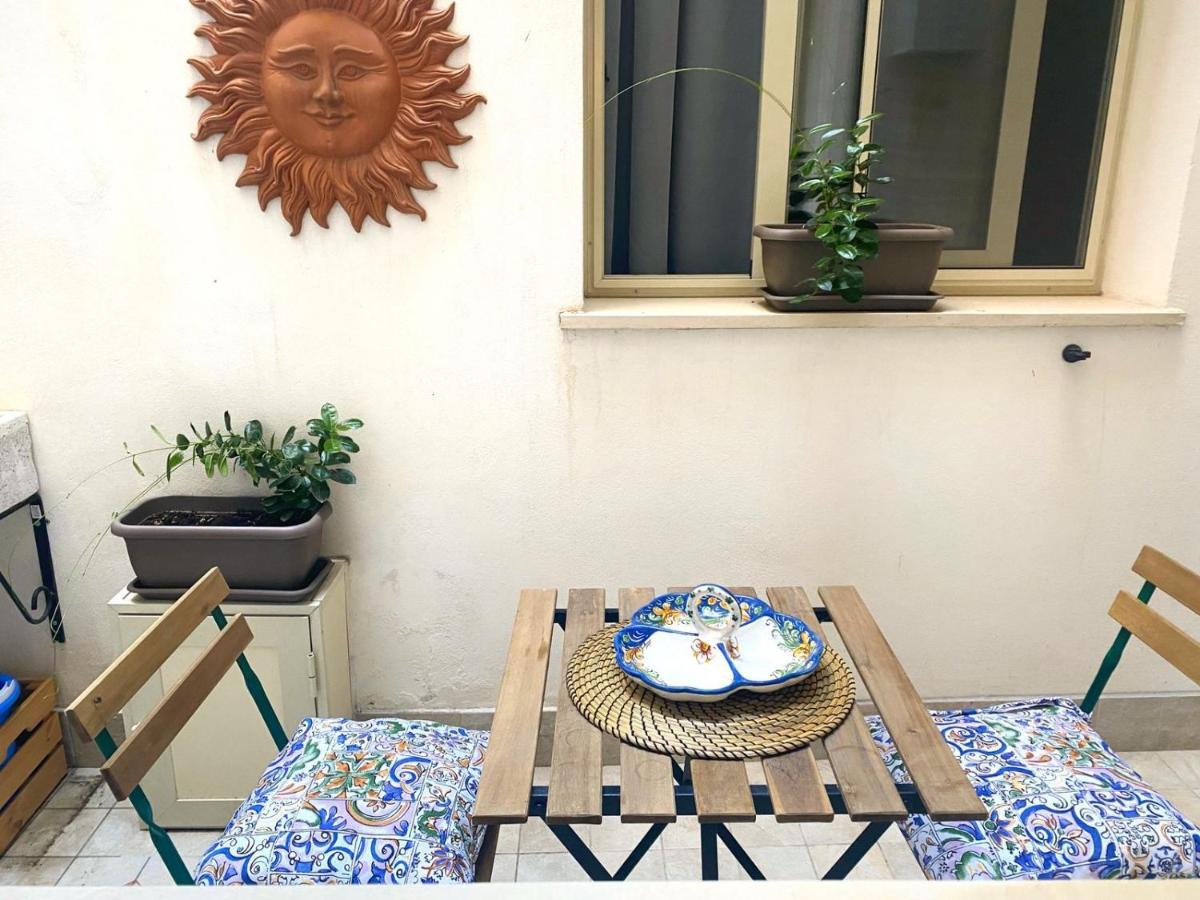 Apartment Alfonzetti-5 Min Walk To Central Train And Bus Station Catania Eksteriør billede